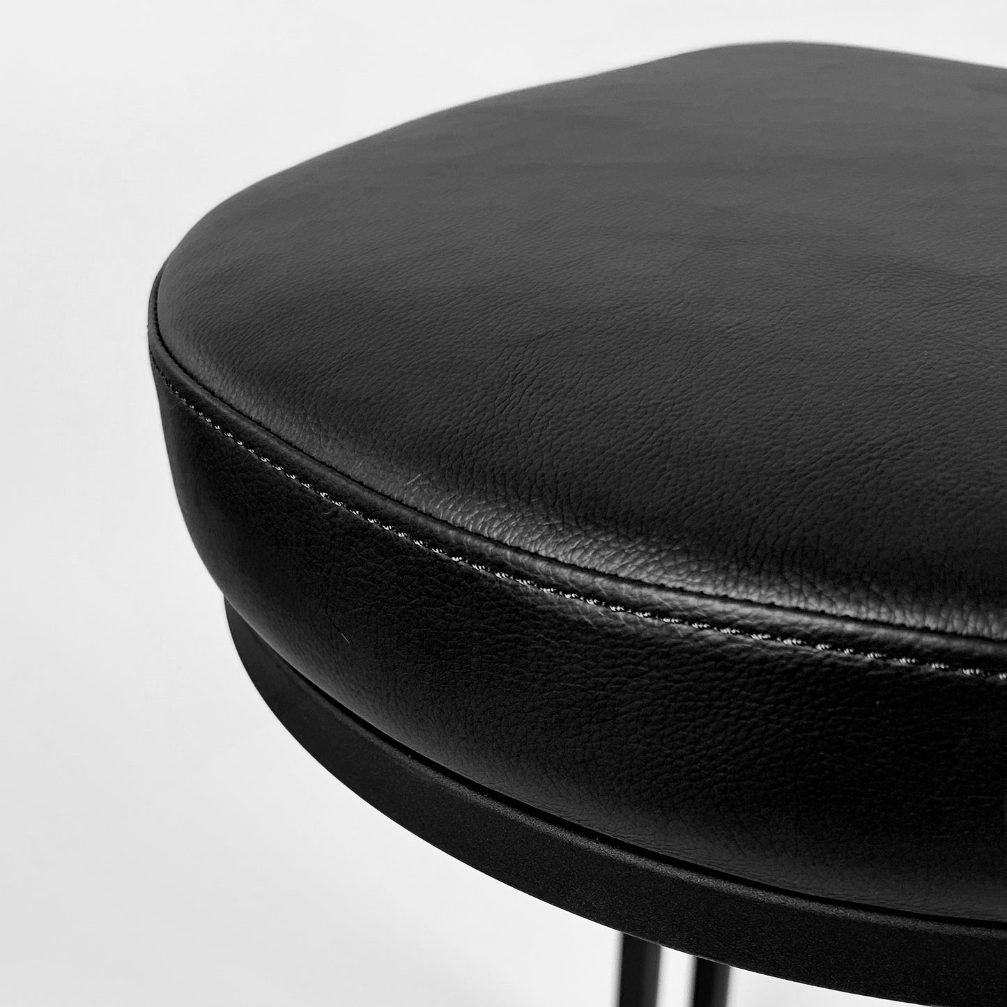 Dome Counter Stool