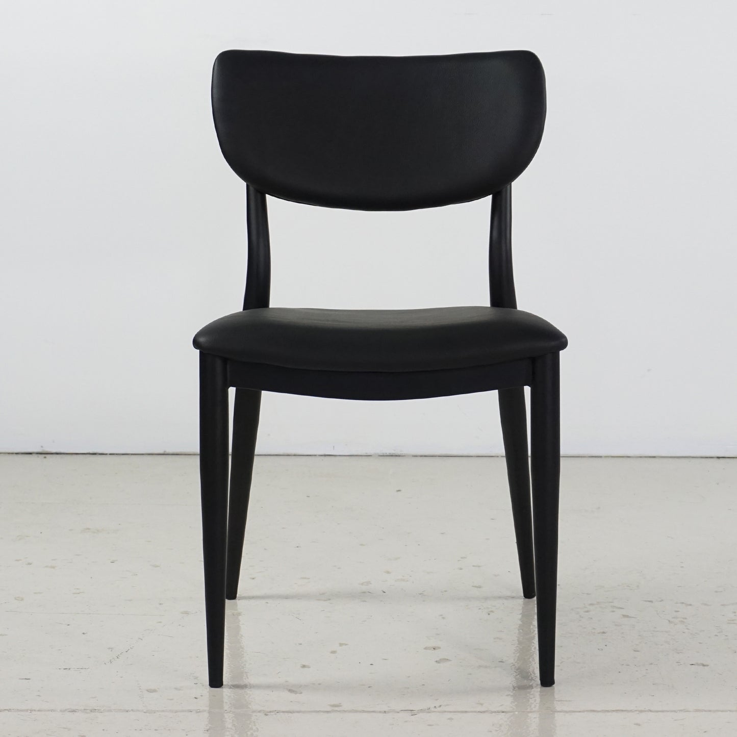 Vennie Chair