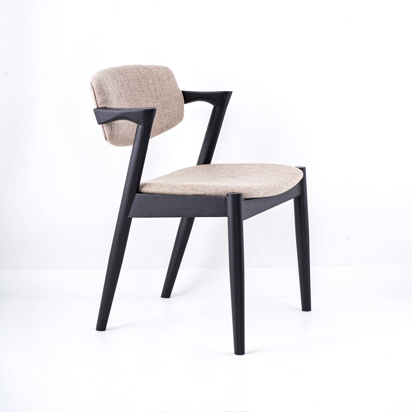 Bera Chair
