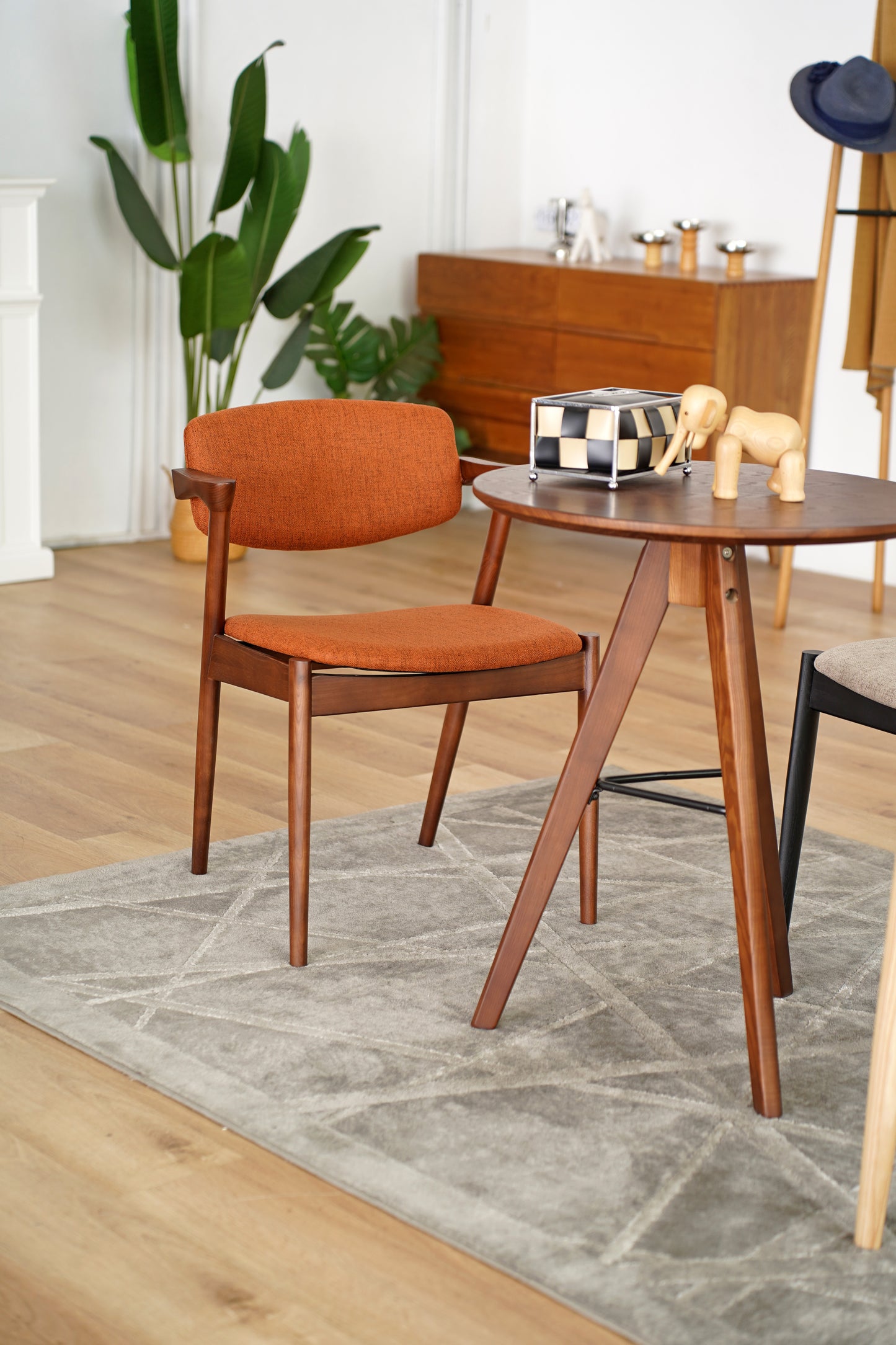 Bera Chair