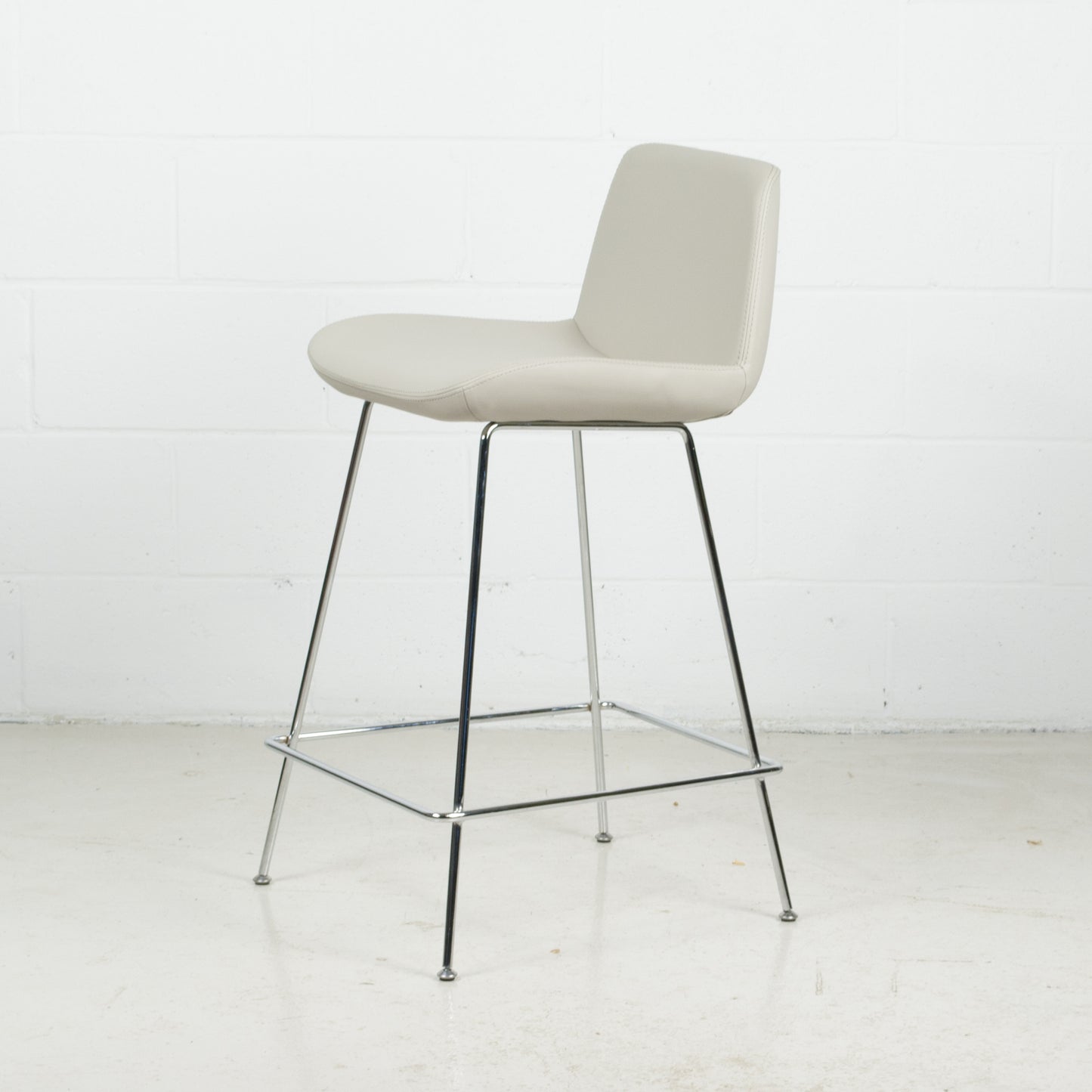 Capri Stool