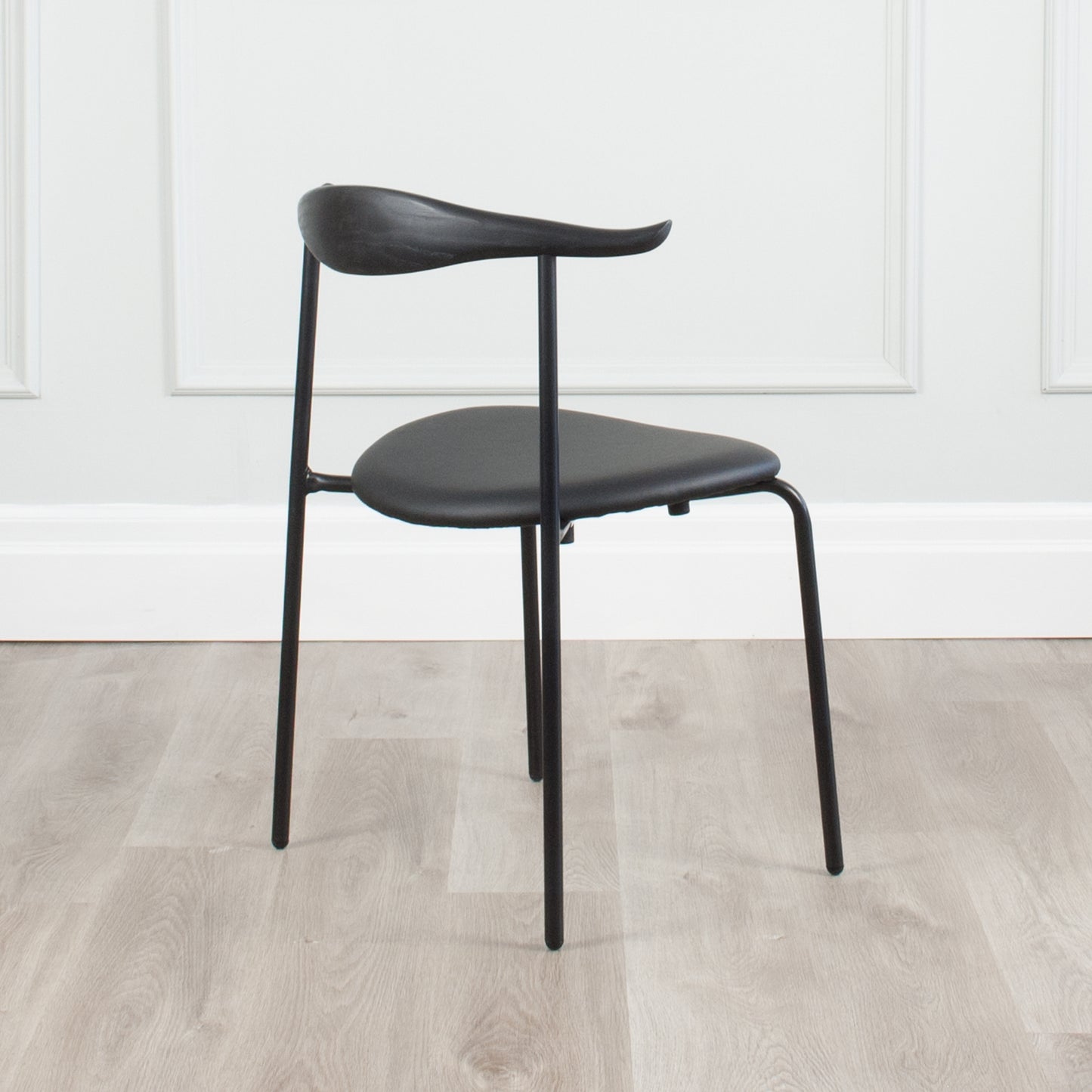 Toro Chair