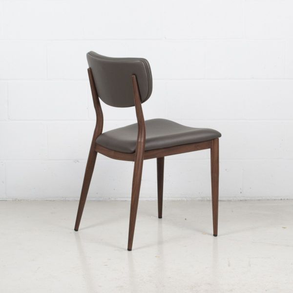 Vannie Chair